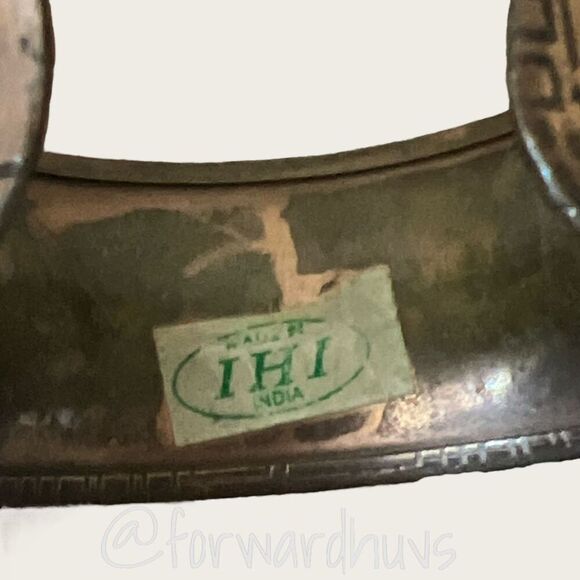 Thick Copper Colored Cuff Bracelet - IHI India - Picture 5 of 8